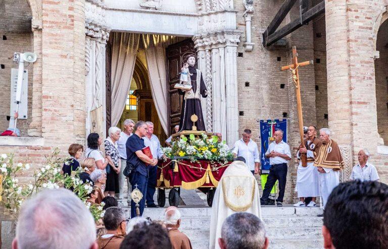 Dall_Etna_al_Gran_Sasso-Citta_Sant_Angelo-Foto_Gianluca_Ricci-EtnaGranSasso-secondo-giorno-80